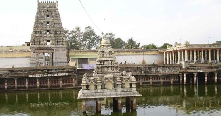 Kanchi Kamakshi Temple Darshan Booking and Temple Timings Information