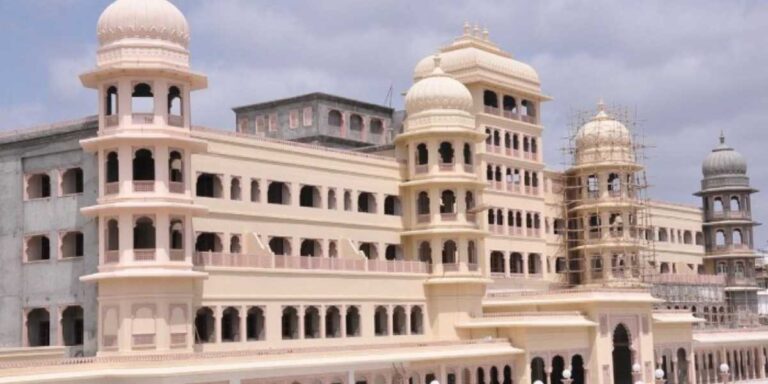 "Shrinathji Temple Nathdwara Darshan Booking Online"